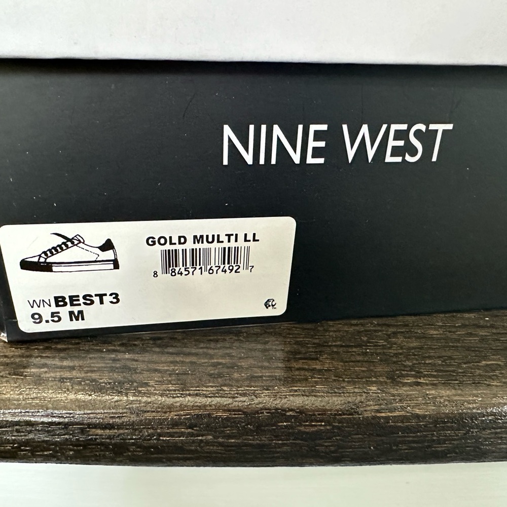 #NWT!! Rare NINE WEST Gold Metallic Gatsby Sneakers Sz 9.5!! With Original Box! - Picture 4 of 7